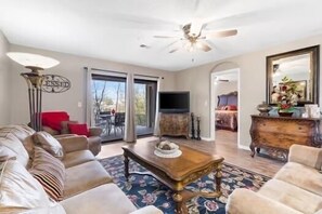 Smart-TV, DVD-Player, Videothek