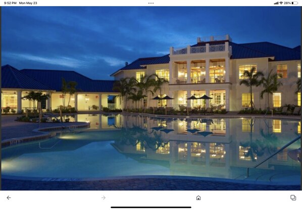 Outdoor pool, a heated pool