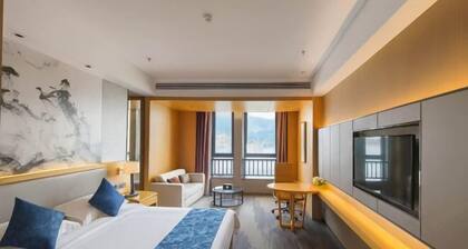 Ling Jiang Hotel