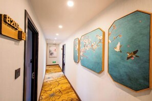 Unclassified image, 4 of 48, button - Qinqi Inn (Kunming)