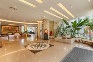 Interior - Huaxia Hotel (Dongshan)
