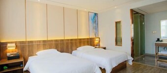 Huaxia Hotel