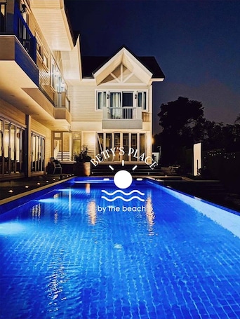 Outdoor pool, a heated pool. Beach Front Villa 4 Bedroom w/ Private pool