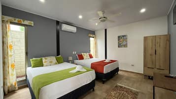 3 chambres, bureau, fer et planche à repasser, accès au Wi-Fi (inclus)