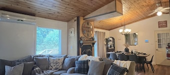 Private Cottage in Huntsville next to Deerhurst Resort