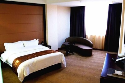 Qiaoxiang Hotel