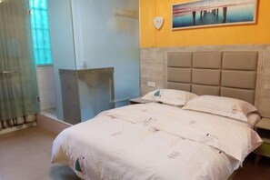 Room - Orange Apartment (Zhongshan)