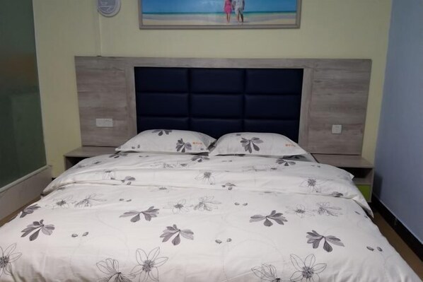 Room - Orange Apartment (Zhongshan)