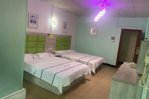Room - Orange Apartment (Zhongshan)