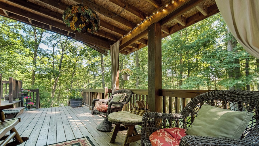 Rustic Retreat by Taylor Made Deep Creek