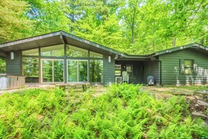 House (3 Bedrooms) | Property amenity - Waltzing Matilda by Taylor Made Deep Creek (Swanton)