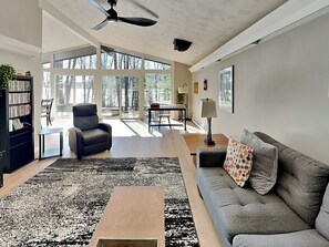 House (3 Bedrooms) | Property amenity