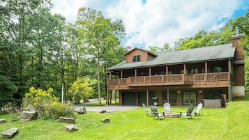 House (4 Bedrooms) | Front of property