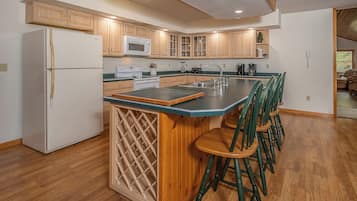 Maison (4 Bedrooms) | Ăquipement de lâhĂ©bergement