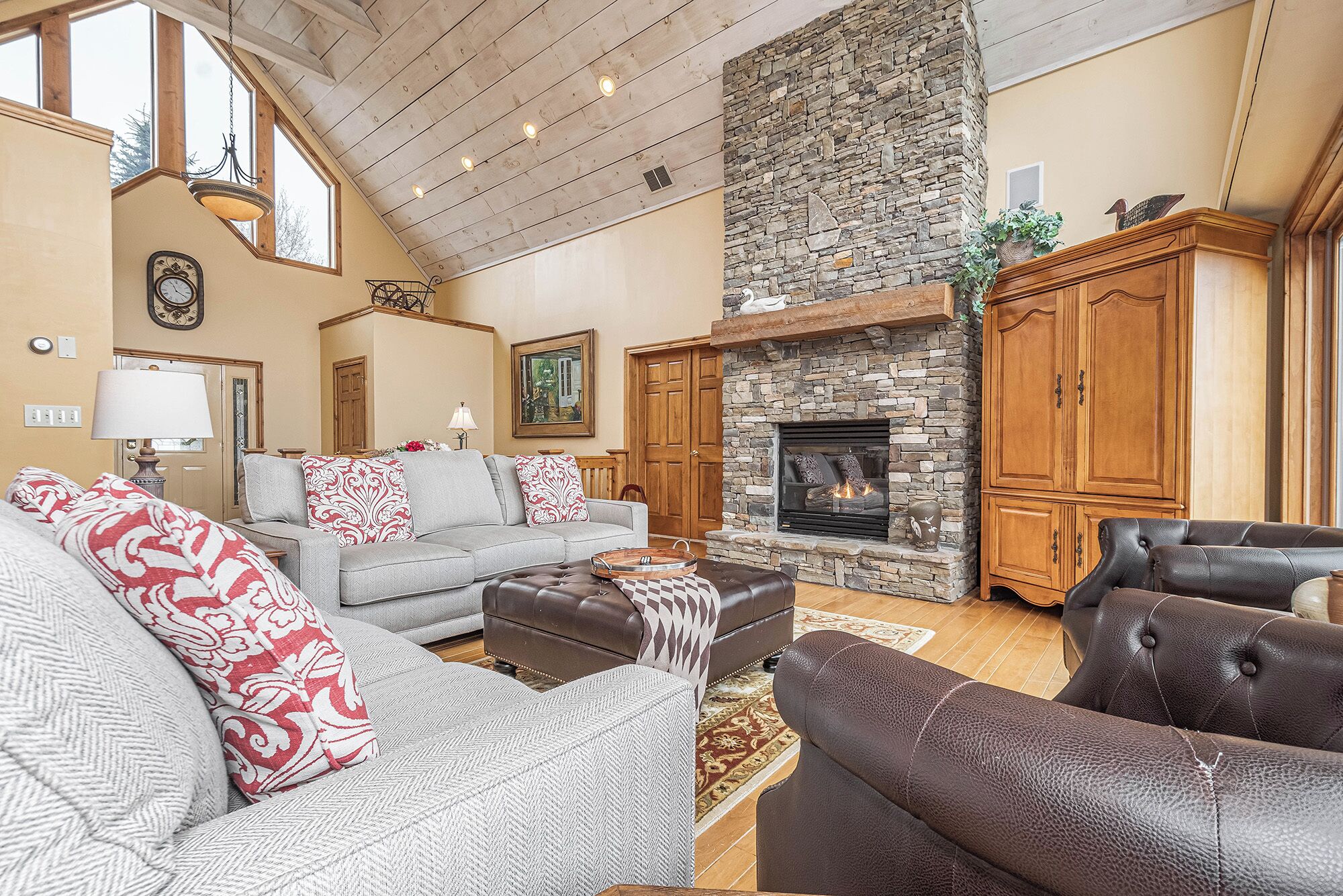 House (4 Bedrooms) | Property amenity