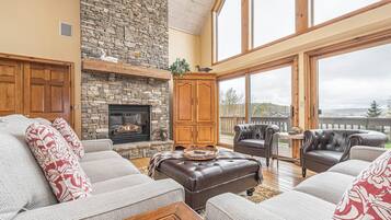 House (4 Bedrooms) | Property amenity