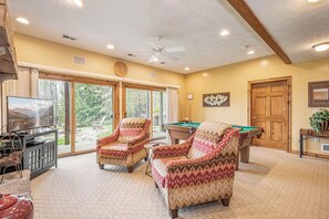 House (4 Bedrooms) | Property amenity - Wolfpack Retreat by Taylor Made Deep Creek (Swanton)