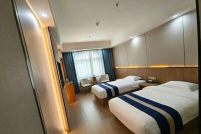 Quanzhou Xingang Hotel