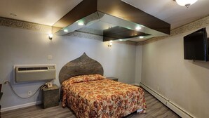 Comfort Single Room | WiFi (free), bed sheets - Essence Collection Staten Island (Staten Island)