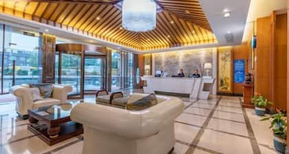 Ningbo Boyuan Holiday Hotel (Ningbo Passenger Transport Center Airport)