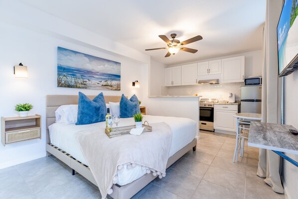 1 bedroom, iron/ironing board, WiFi, bed sheets