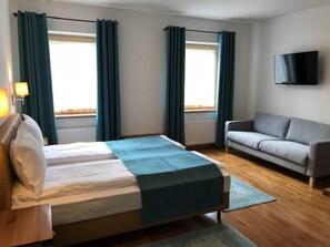 9 Schlafzimmer, Internetzugang