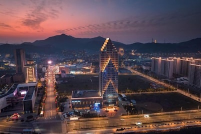 Gangcheng Hotel