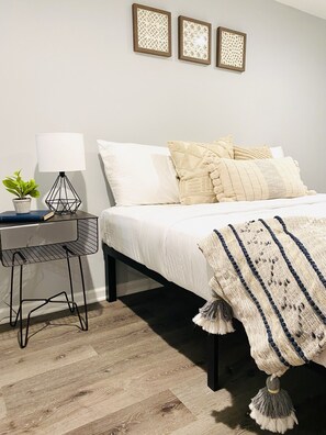 1 chambre, fer et planche à repasser, Wi-Fi gratuit, draps fournis