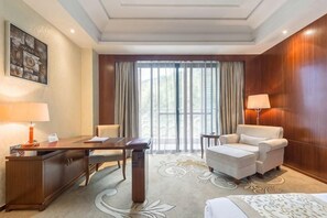 Unclassified image, 3 of 105, button - Zhongxin Convention Center (Jinggangshan City)