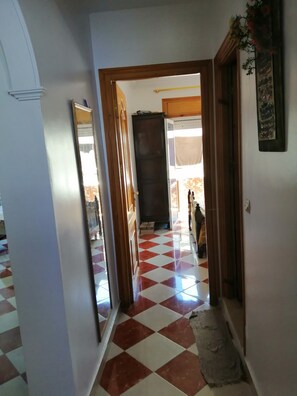 Interior - Un Appartement Bien Èquipé à Cornich Martil (Martil)