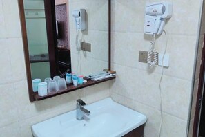 Room - Abala Hotel (Ngawa County)