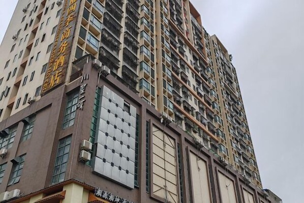 Exterior - Yali Siji Business Hostel (Shenzhen)