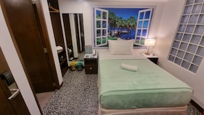 Room - One Cristina Suites (Makati)