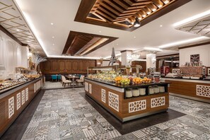 تناول الطعام