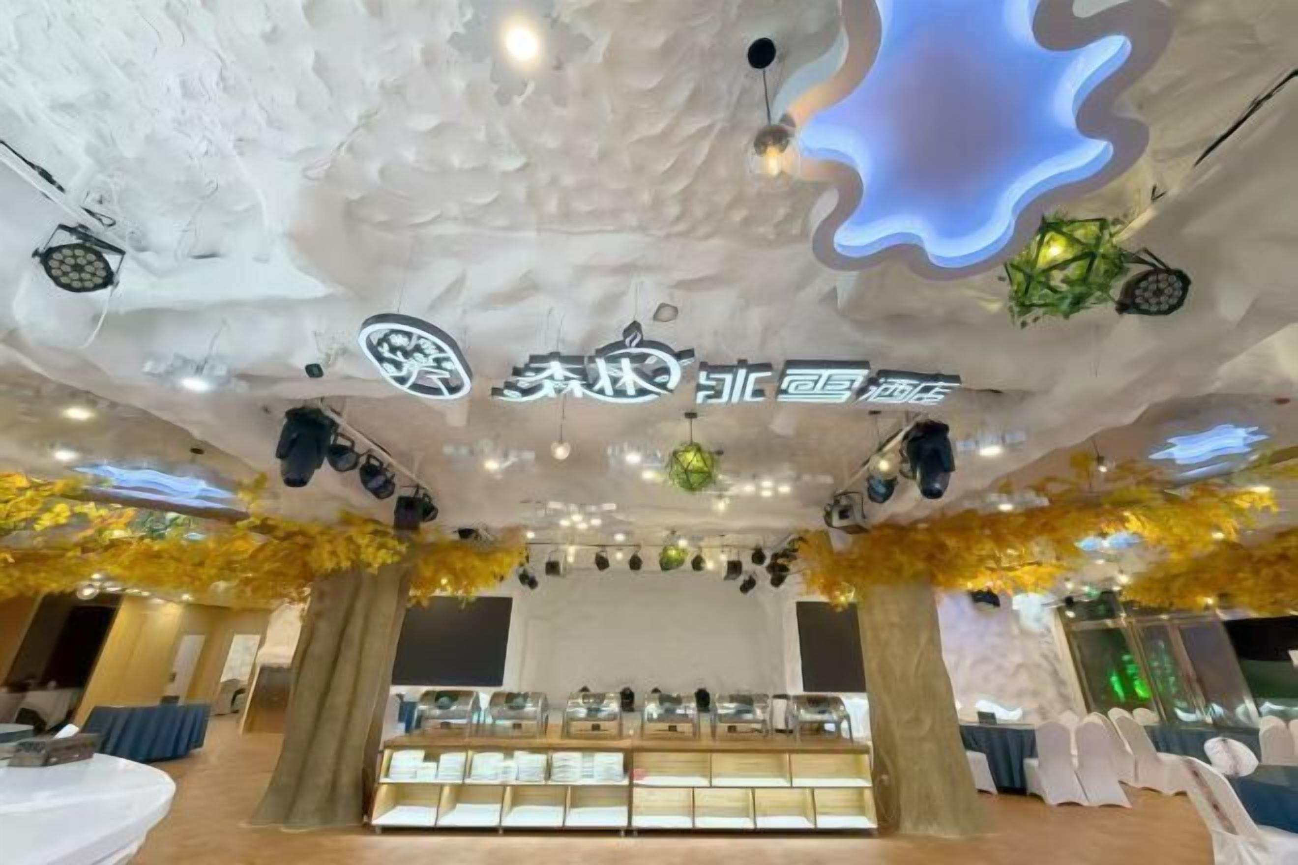 المنشأة من الخارج