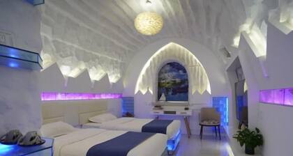 Forest Snow Hotel