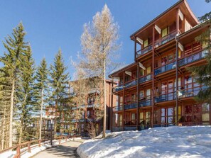 Exterior - Mezzanine Duplex 5 pers. · Ski-in/out · Mont Blanc View (Les Arcs 1800)