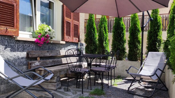 Terrace/patio - Baita Carmen Bormio: Two-bedroom apartment located on the ground floor (Bormio)