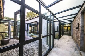 Interior - Poetic Cottages (Anze)
