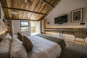 Room - Poetic Cottages (Anze)