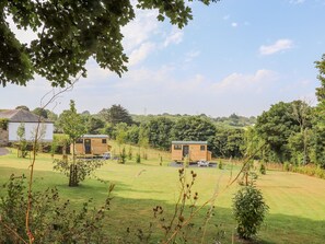 Property grounds - Rose (Redruth)