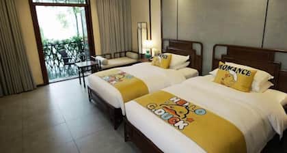 Yangshan Lake Yuyao Inn