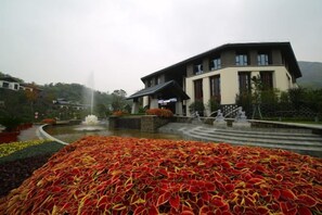 Unclassified image, 4 of 117, button - Chuishan Hot Spring Resort (Zhenjiang)