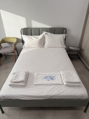 4 Schlafzimmer, Zimmersafe, Bügeleisen/Bügelbrett, WLAN