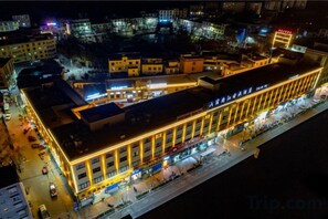 صورة غير مصنفة، 5 من 31، زرّ