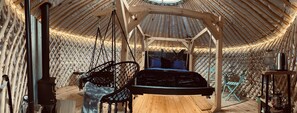 1 bedroom, free WiFi, bed sheets - Yurt Freya is a traditional Mongolian yurt with a little extra. (Grímsnes- og Grafningshreppur)