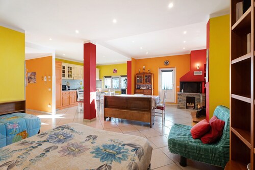 Ferienwohnung Casa Bella mit Seeblick, Gemeinschaftsgarten und WLAN