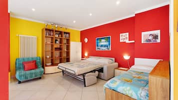 1 chambre, fer et planche Ă repasser, Wi-Fi gratuit, draps fournis