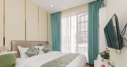 Kaibin Four Seasons Hotel