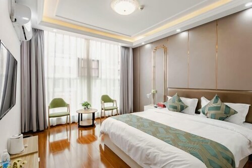 Kaibin Four Seasons Hotel